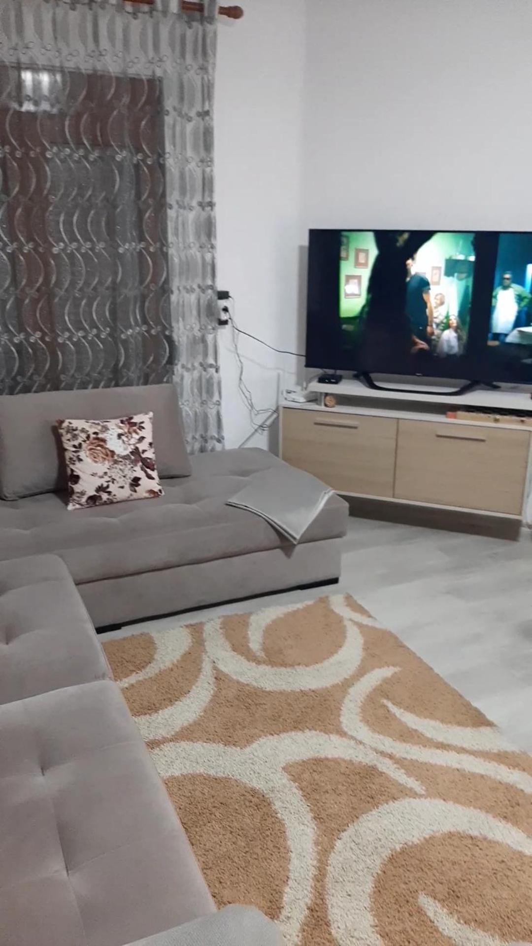Apartment Fjori's